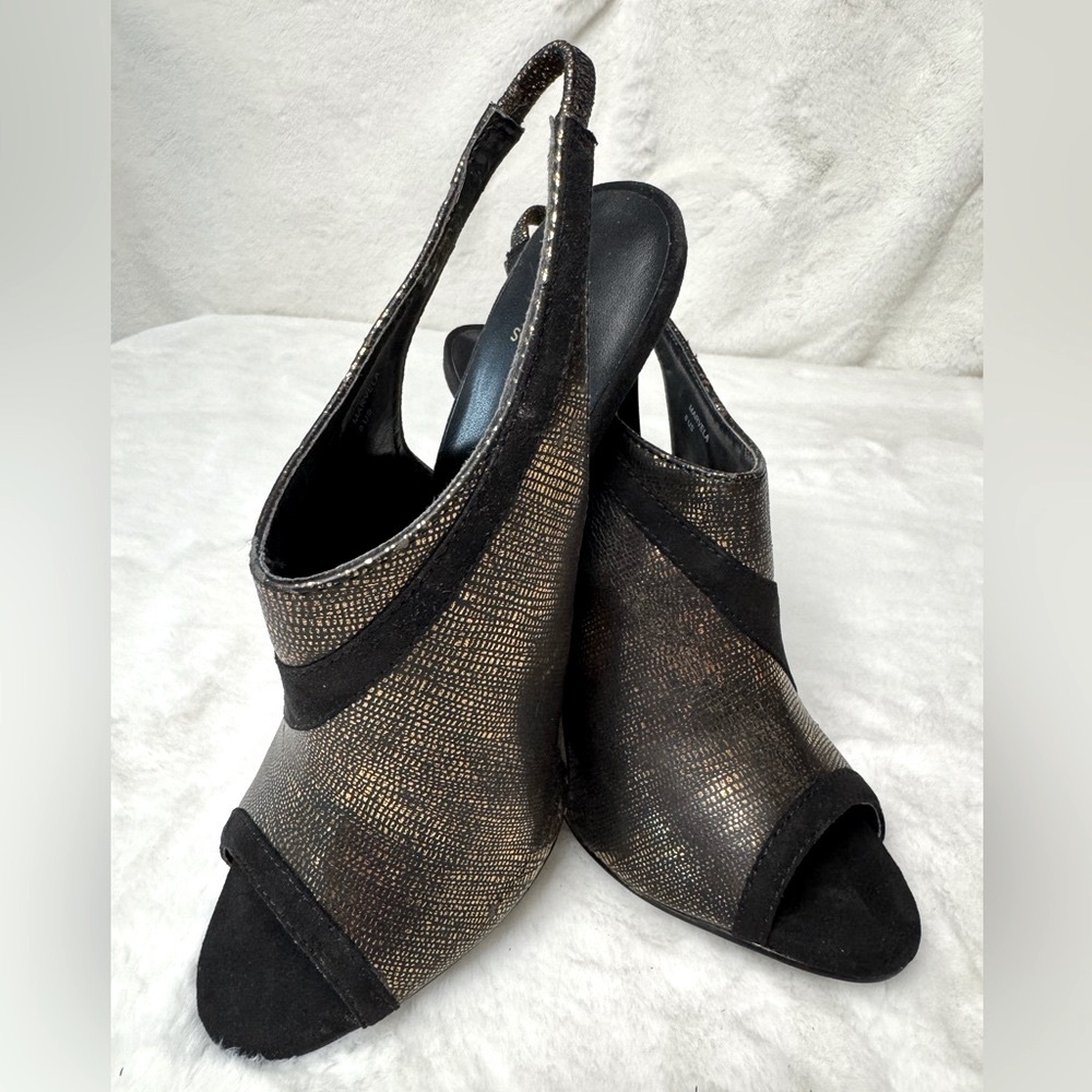Scene Black & Gold Peep Toe Sling Back 4.5” Heels- size 8